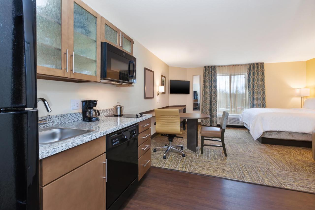 Candlewood Suites Louisville - Ne Downtown Area By Ihg Exterior photo